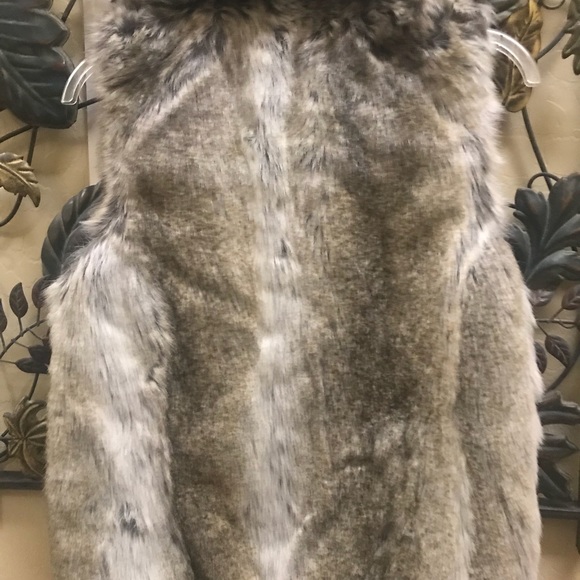 Reversible Vest - Picture 4 of 4